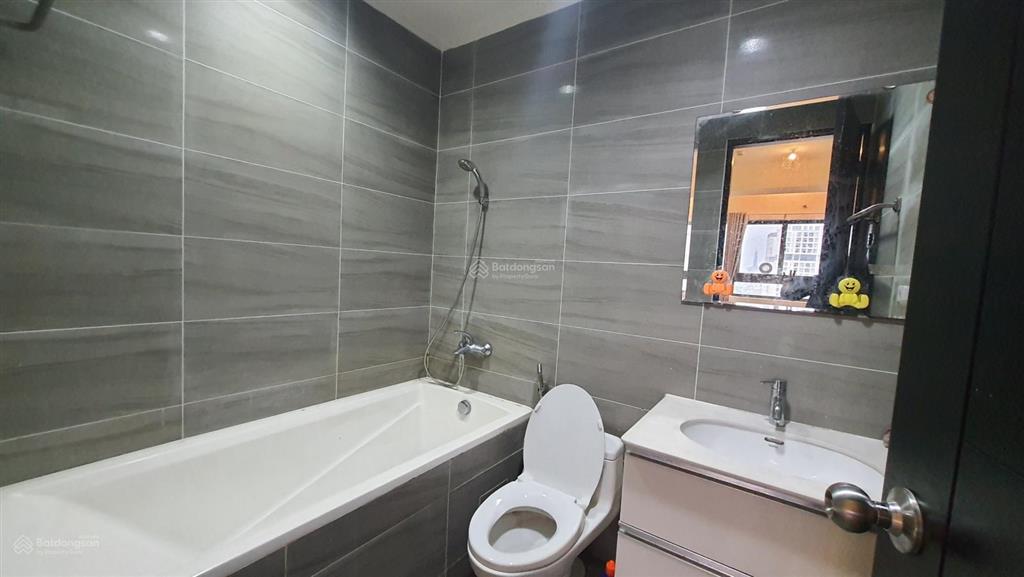 Cho thuê căn hộ docklands nhà trống 96m² căn góc.  0909 448 *** thu hiền.