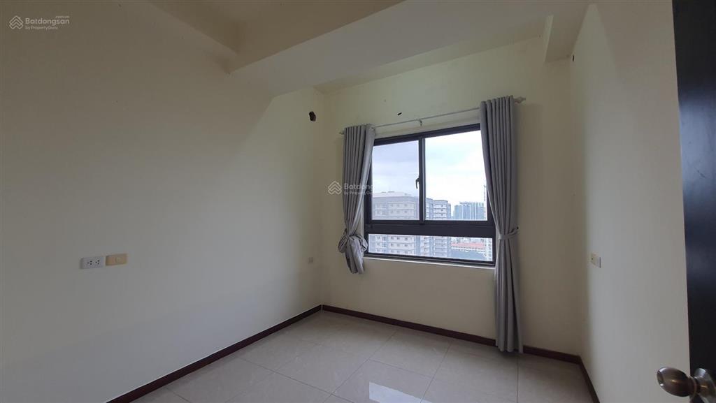 Cho thuê căn hộ docklands nhà trống 96m² căn góc.  0909 448 *** thu hiền.