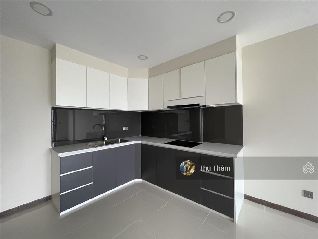 Bán căn hộ 2 phòng ngủ 86m2, thiết kế dẹp có đảo bếp view lương định của giá 100tr/m2  0908 155 ***