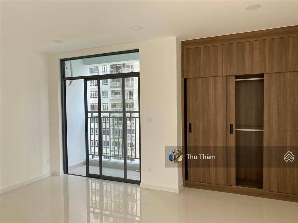 Hot! bán officetel central premium, 36m2, căn góc nhà mới đẹp, view công viên hồ bơi giá 2,6 tỷ