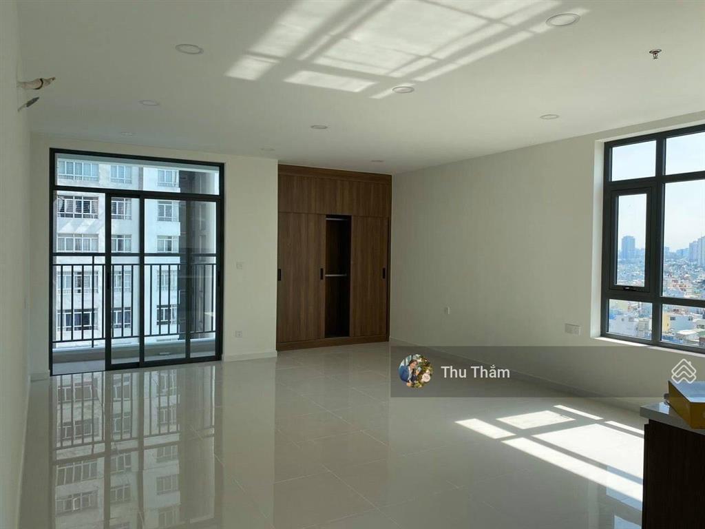 Hot! bán officetel central premium, 36m2, căn góc nhà mới đẹp, view công viên hồ bơi giá 2,6 tỷ