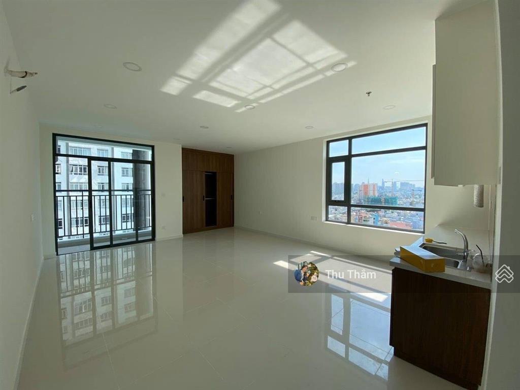 Hot! bán officetel central premium, 36m2, căn góc nhà mới đẹp, view công viên hồ bơi giá 2,6 tỷ