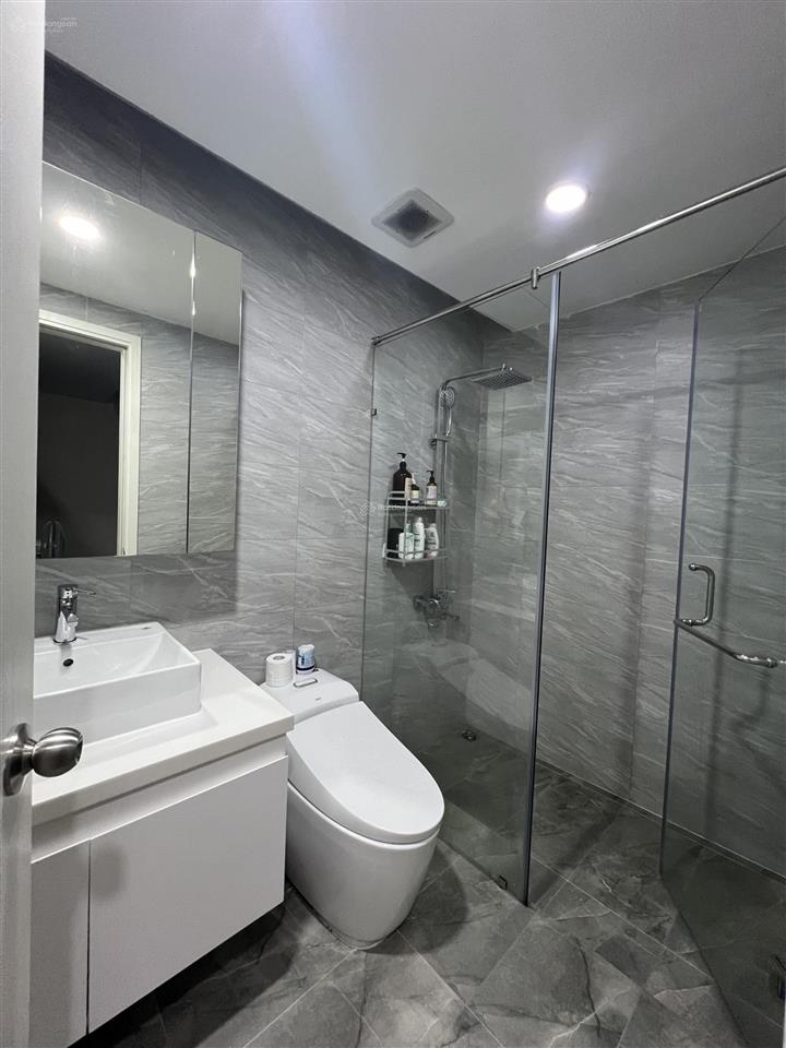 Bán căn hộ 2 phòng ngủ, full nội thất nhà mới đẹp, 89m2, giá 8 tỷ,  0908 155 ***