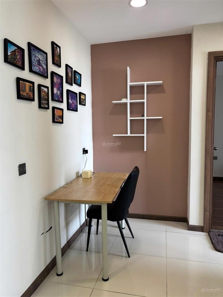 Hot! cho thuê căn hộ 2 phòng ngủ chung cư de capellla, 89m2, full nội thất, view landmark 81!