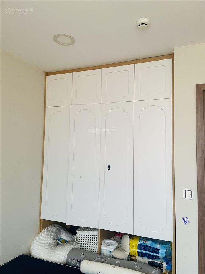 Bán căn hộ 3 phòng ngủ de capella, nhà full nội thất, đã có sổ hồng, view bitexco, landmark !