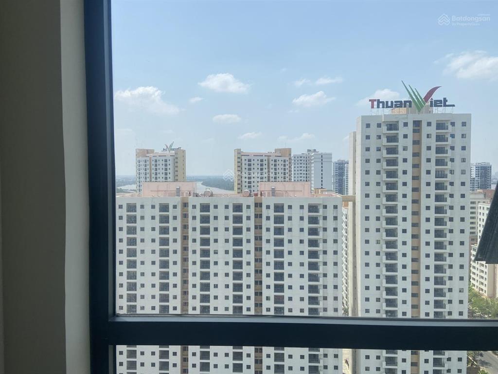 Bán căn hộ 3 phòng ngủ de capella, nhà full nội thất, đã có sổ hồng, view bitexco, landmark !