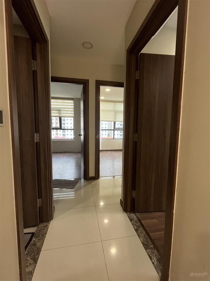 Bán căn hộ 3pn, 95m2 full nội thất, đã có sổ hồng  0908 155 ***