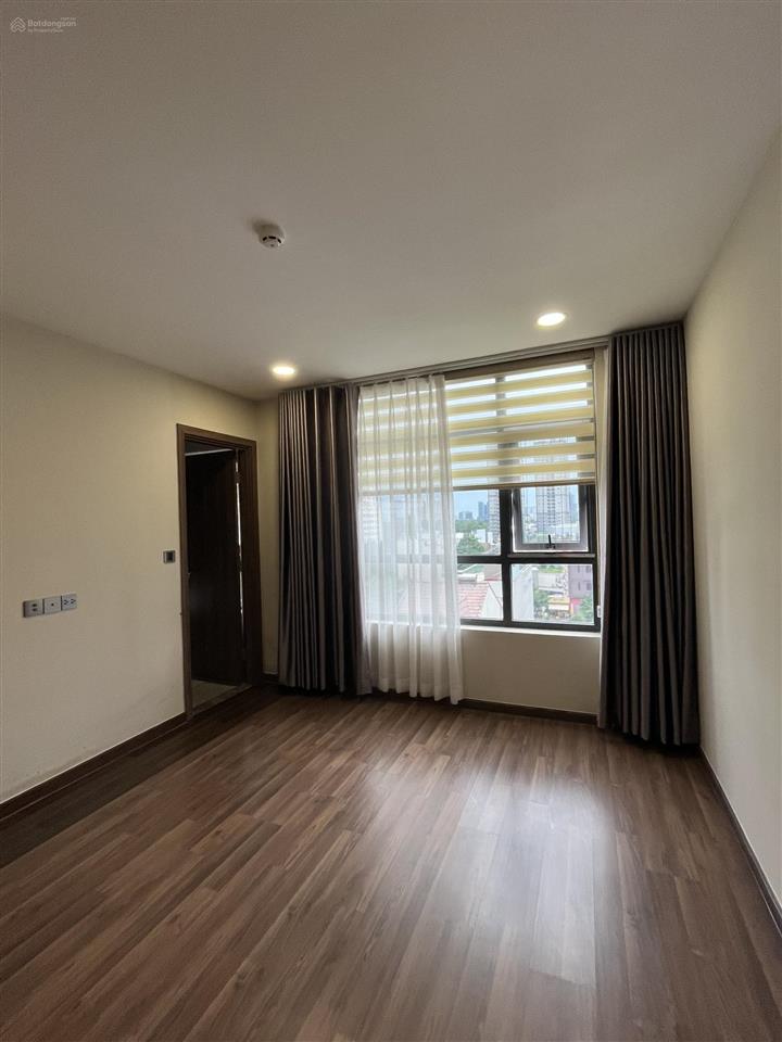 Bán căn hộ 3pn, 95m2 full nội thất, đã có sổ hồng  0908 155 ***