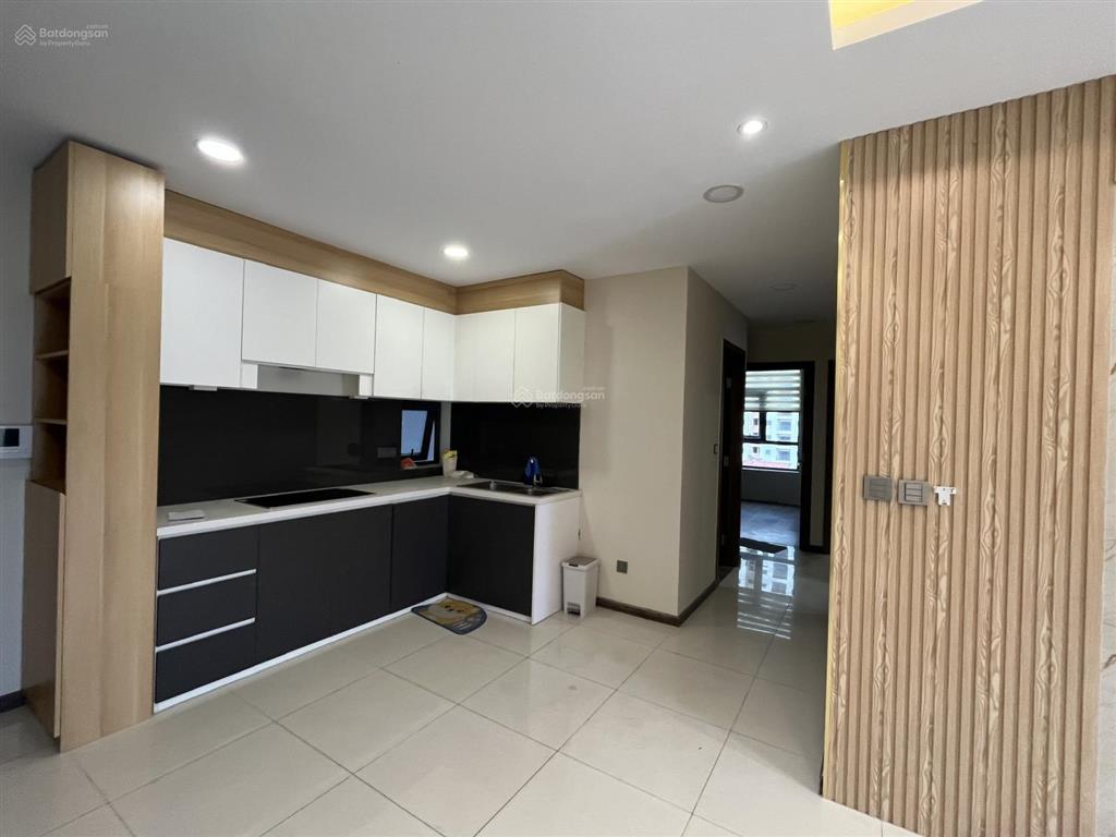 Bán căn hộ 3pn, 95m2 full nội thất, đã có sổ hồng  0908 155 ***