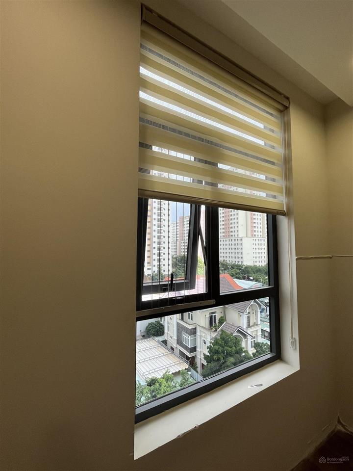 Bán căn hộ 3pn, 95m2 full nội thất, đã có sổ hồng  0908 155 ***