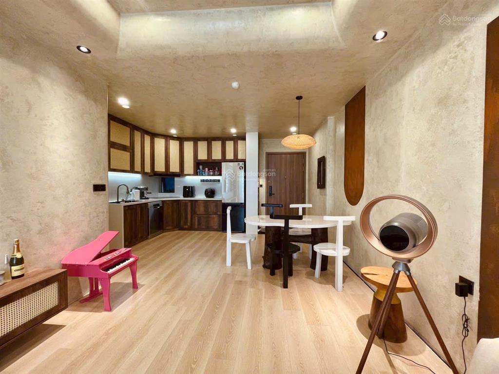 Bán căn hộ 3 phòng ngủ de capella, có sổ hồng, 96m2, full nội thất, giá 9,9 tỷ  0908 155 ***