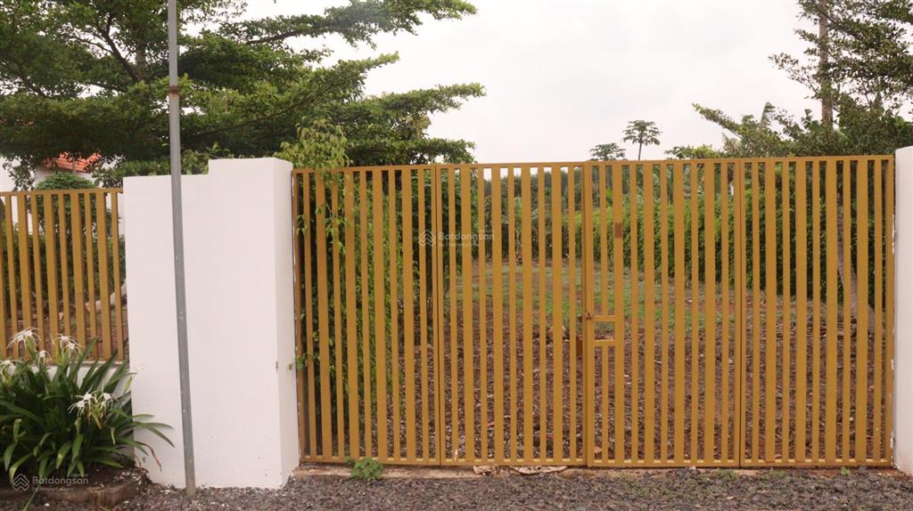 Bán nền đất 400m2, sổ hồng riêng tại xã long tân, đất đỏ giá 3,33 tỷ  0908 155 ***
