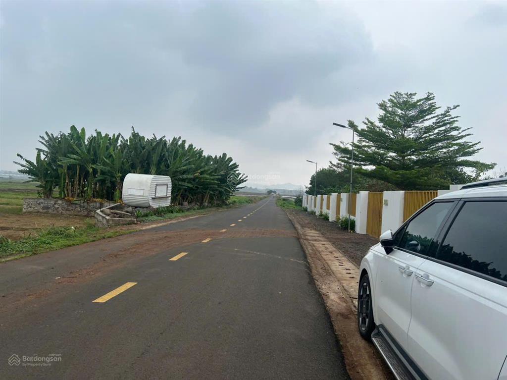 Bán nền đất 400m2, sổ hồng riêng tại xã long tân, đất đỏ giá 3,33 tỷ  0908 155 ***