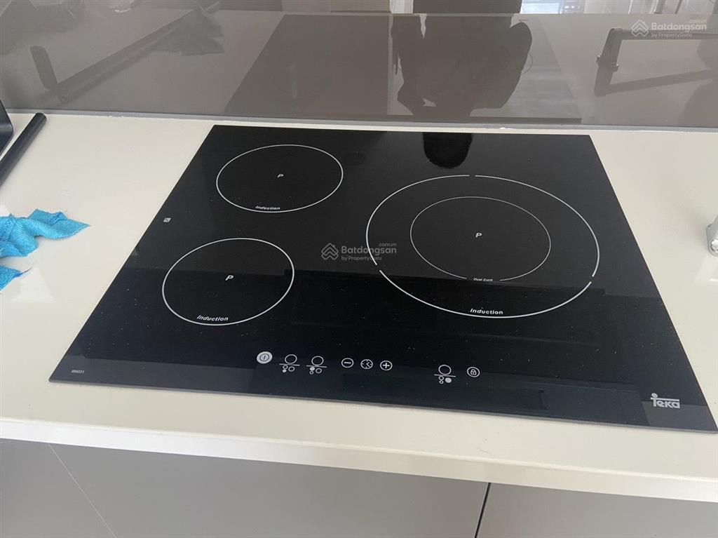 Cho thuê căn hộ 3pn chung cư de capella, 95m2, căn góc, có nội thất giá 20tr/tháng  0908 155 ***