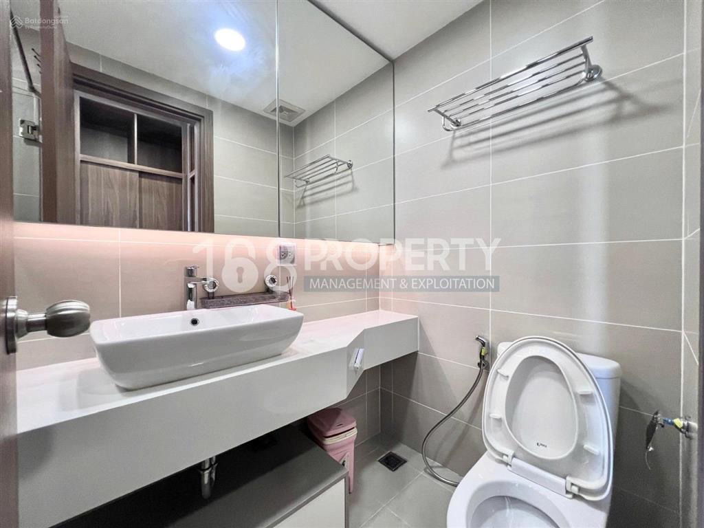 Cho thuê căn hộ 2pn de capella, nhà mới đẹp, giá 15 triệu  0908 155 ***