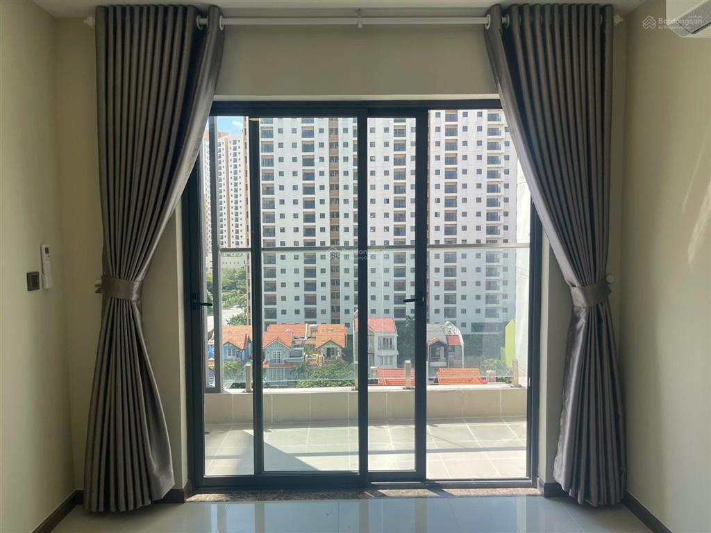 Cho thuê căn hộ 2pn de capella, nhà mới đẹp, giá 15 triệu  0908 155 ***