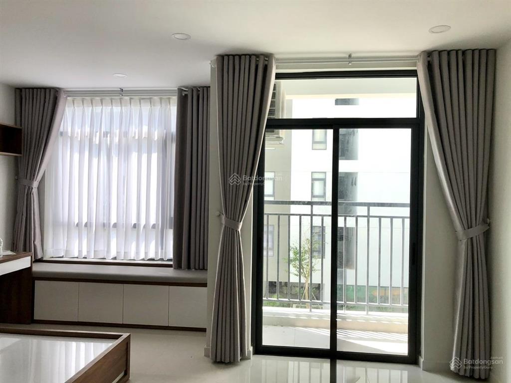 Bán officetel central premium, 854 tạ quang bửu, dt 39m2, view hồ bơi, nhà mới đẹp,  0908 155 ***