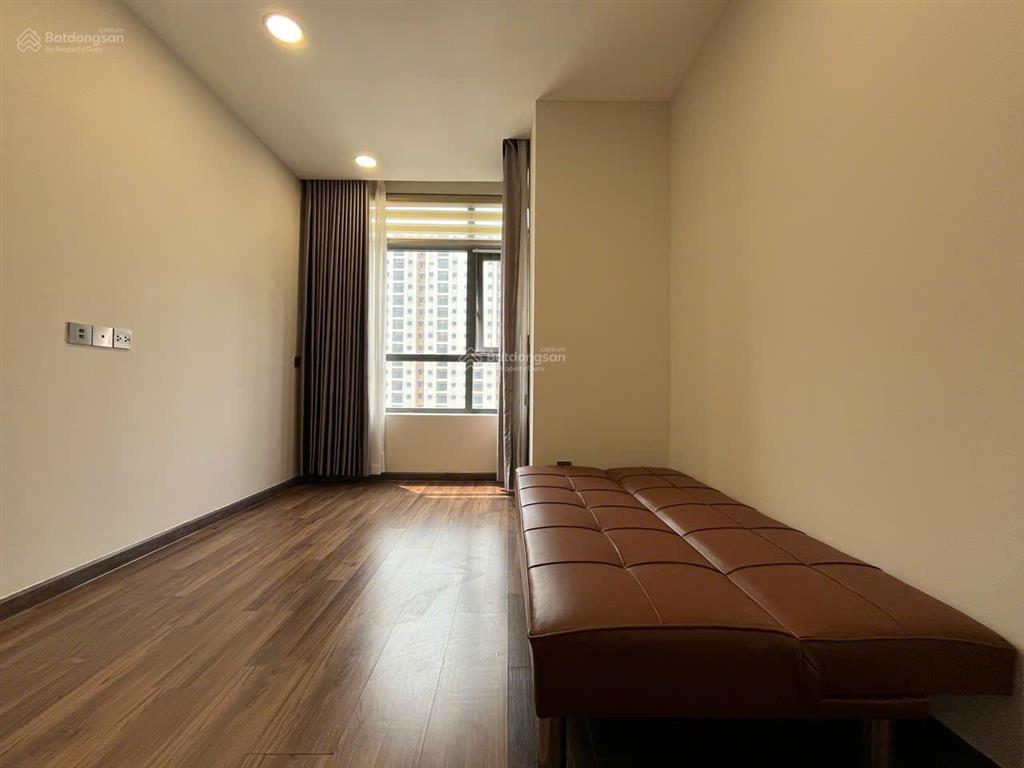 * cho thuê căn hộ 3 phòng ngủ chung cư de capella, 116 lương định của, 95m2, full nội thất.