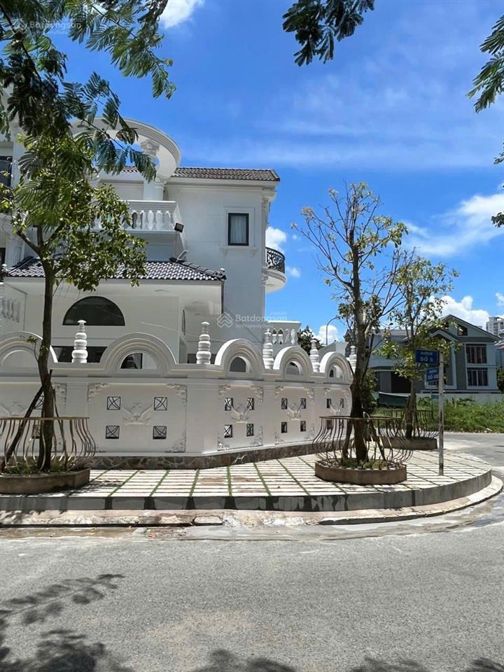 Bán biệt thự kdc 13e làng việt kiều, xã bình hưng, hồ chí minh, 203m2, căn góc!  0908 155 ***