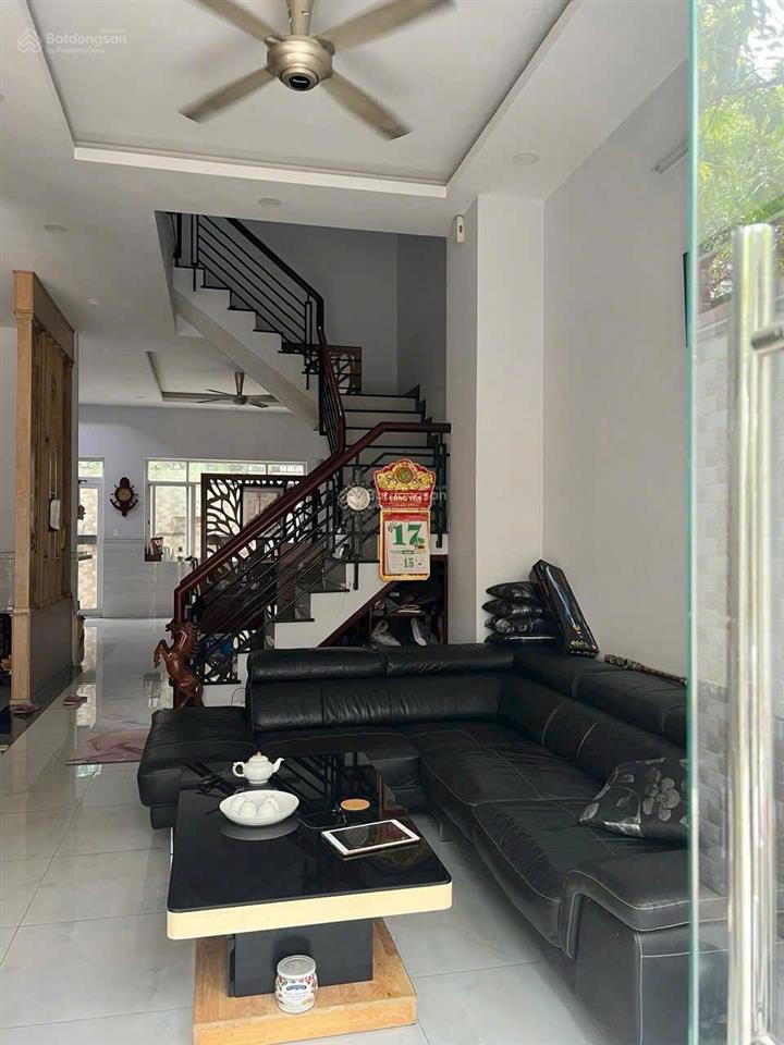 Bán nhà kdc 13e làng việt kiều, xã bình hưng, hồ chí minh, dt 120m2,  0908 155 ***