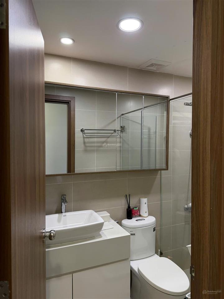 Bán căn hộ 2 phòng ngủ de capella, dt 82m2, nhà mới, view đẹp, giá 7,8 tỷ  0908 155 ***