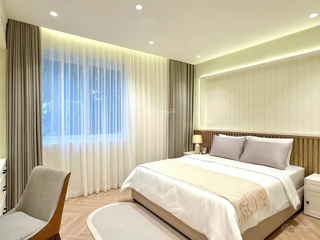 Bán gấp căn hộ cao cấp scenic valley 1 phú mỹ hưng q7 dt 77m2 giá 7.3 tỷ còn tl  0918 622 ***