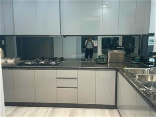 Cho thuê mỹ khánh 2 phú mỹ hưng q7  dt 118m2 giá 18 triệu / tháng  0918 622 ***