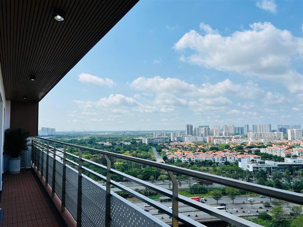 Bán gấp căn hộ cao cấp riverside phú mỹ hưng q7  dt 180m2 giá 14,5 tỷ  0918 622 ***