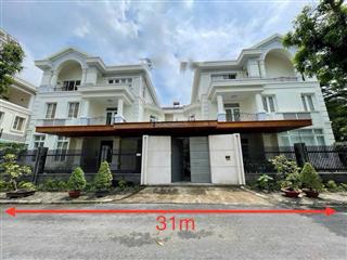 Bán gấp bt 2 tầng, 6pn, 6vs, 496m2 tại phú mỹ hưng, q7, 145 tỷ vnd