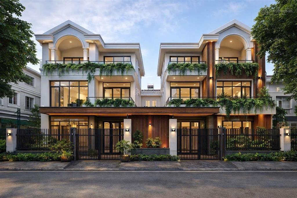 Bán gấp bt 2 tầng, 6pn, 6vs, 496m2 tại phú mỹ hưng, q7, 145 tỷ vnd