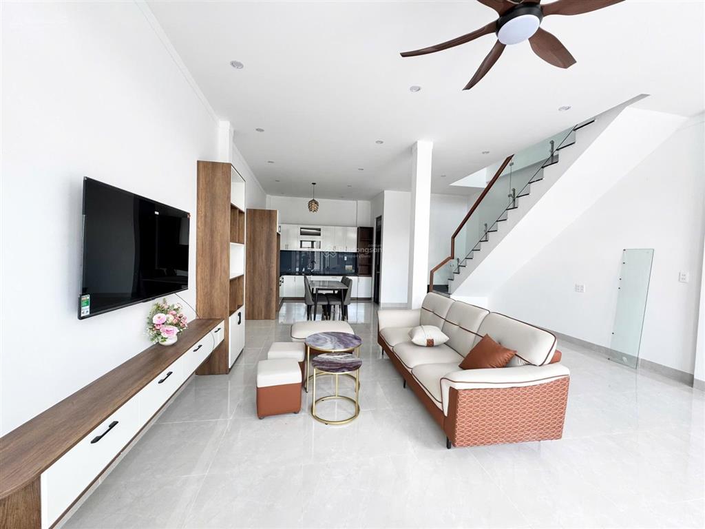 Bán nhà h đơk y wang nối dài, eakao, daklak. dt 78,6m2 2 lầu full nội thất chỉ 2,450 tỷ 0933 566 ***