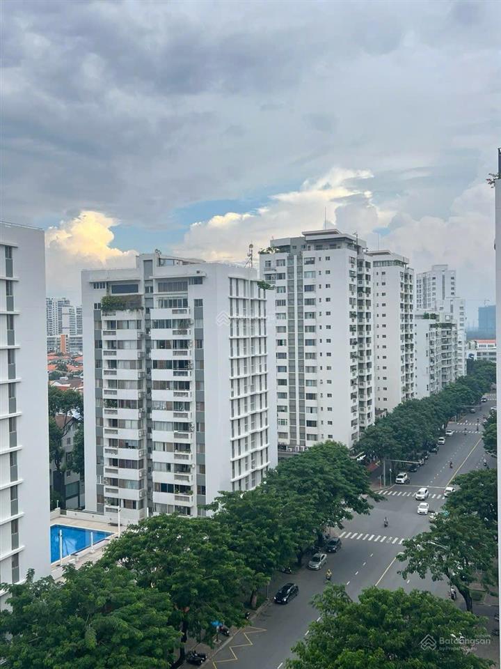 Cho thuê duplex mỹ khánh, dt 195m2, 4pn, 3wc, full nội thất, giá thuê 36 triệu.  0917 479 ***