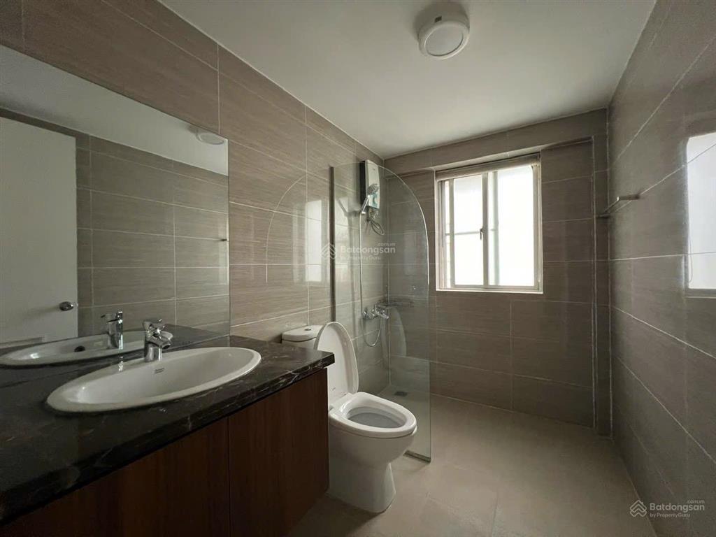 Cho thuê duplex mỹ khánh, dt 195m2, 4pn, 3wc, full nội thất, giá thuê 36 triệu.  0917 479 ***
