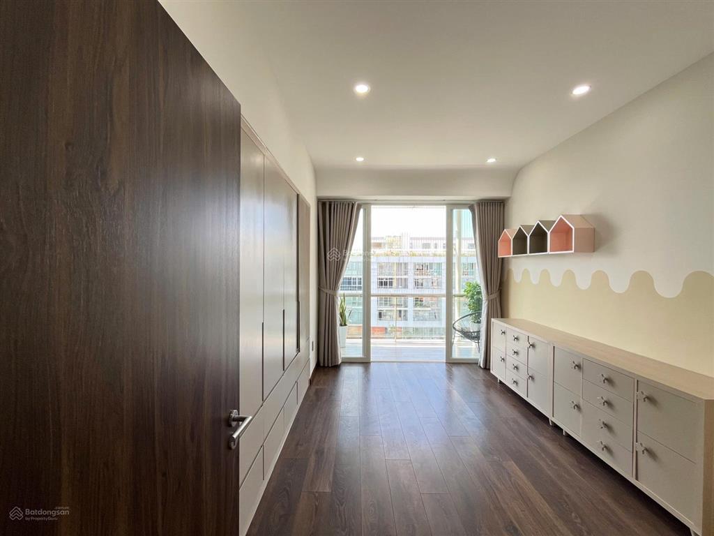 Cho thuê căn hộ garden plaza 2, phú mỹ hưng, dt 140m,3pn,full nt cao cấp, giá 50 triệu/ tháng