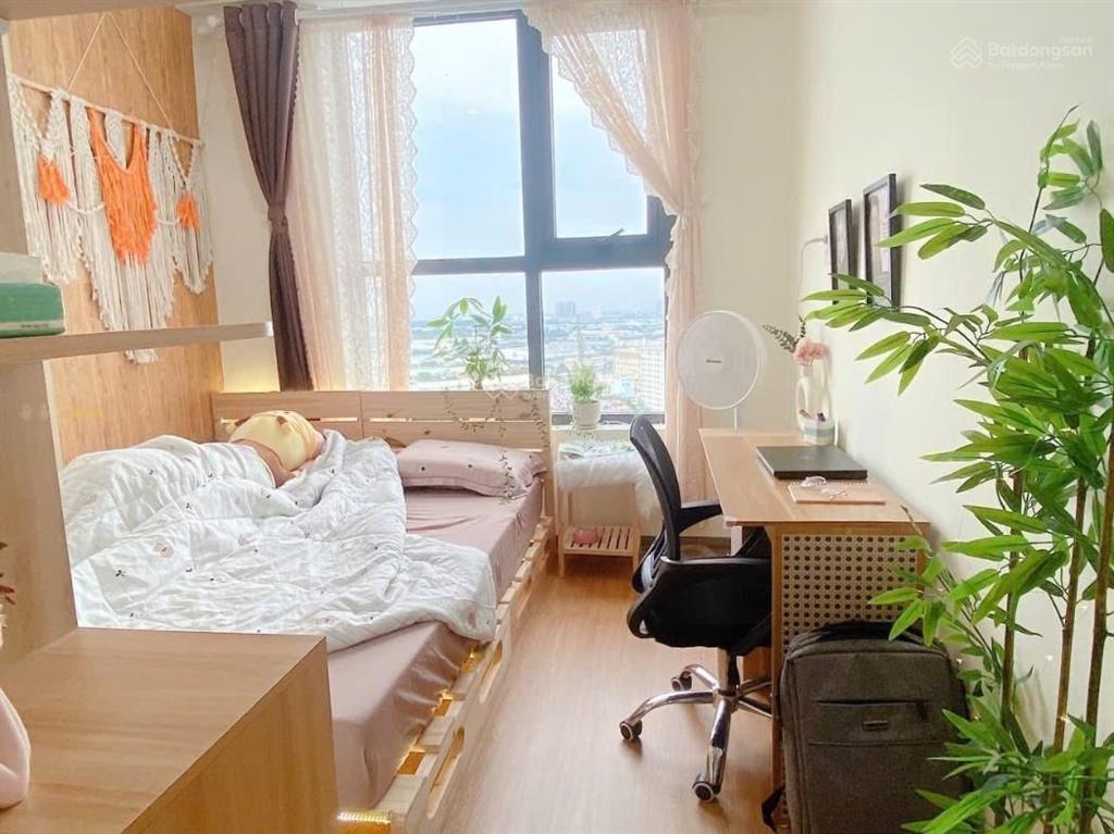 Về quê cần nhượng lại căn hộ 2pn, giá thuê 6 triệu tốt nhất tại bcons city, nt cơ bản.