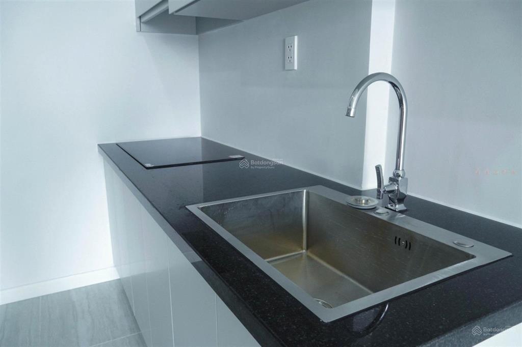 Hot hot!! nhất tháng 5 căn 2pn 2wc tháp bcons city view công viên nhìn là mê