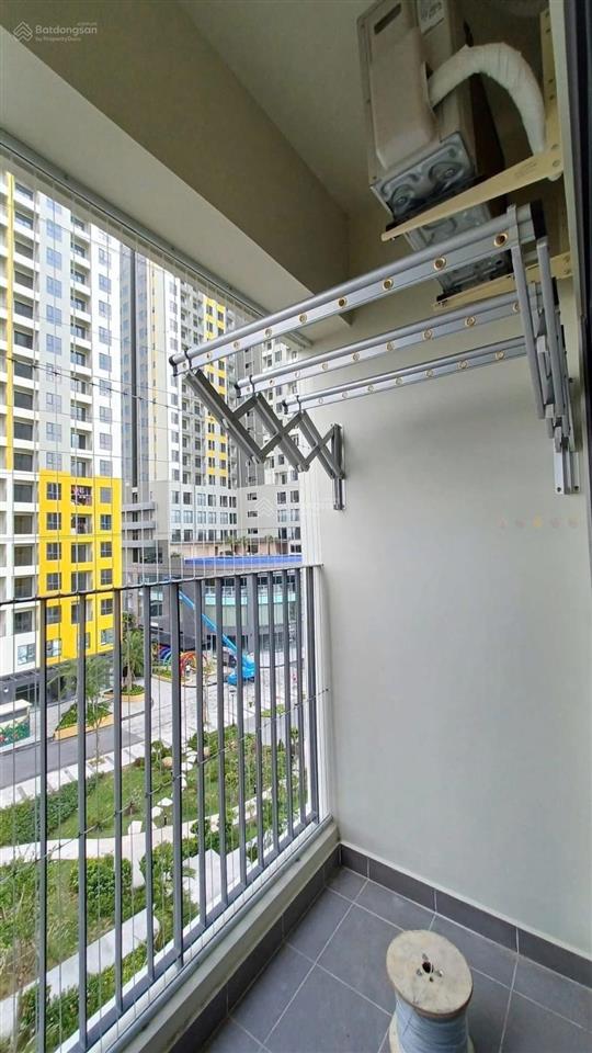 Hot hot!! nhất tháng 5 căn 2pn 2wc tháp bcons city view công viên nhìn là mê