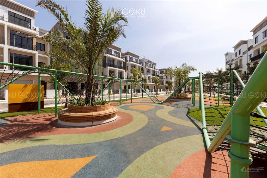 Bán căn nhà phố liền kề lk292* ngay đối diện công viên và hồ bơi t&t city long hậu