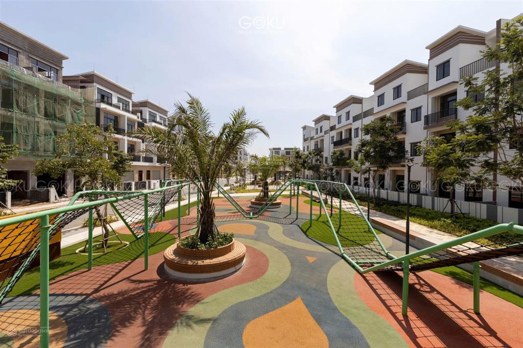 Bán căn nhà phố liền kề lk292* ngay đối diện công viên và hồ bơi t&t city long hậu