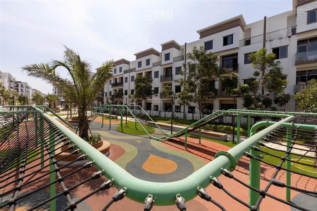 Bán căn nhà phố liền kề lk292* ngay đối diện công viên và hồ bơi t&t city long hậu