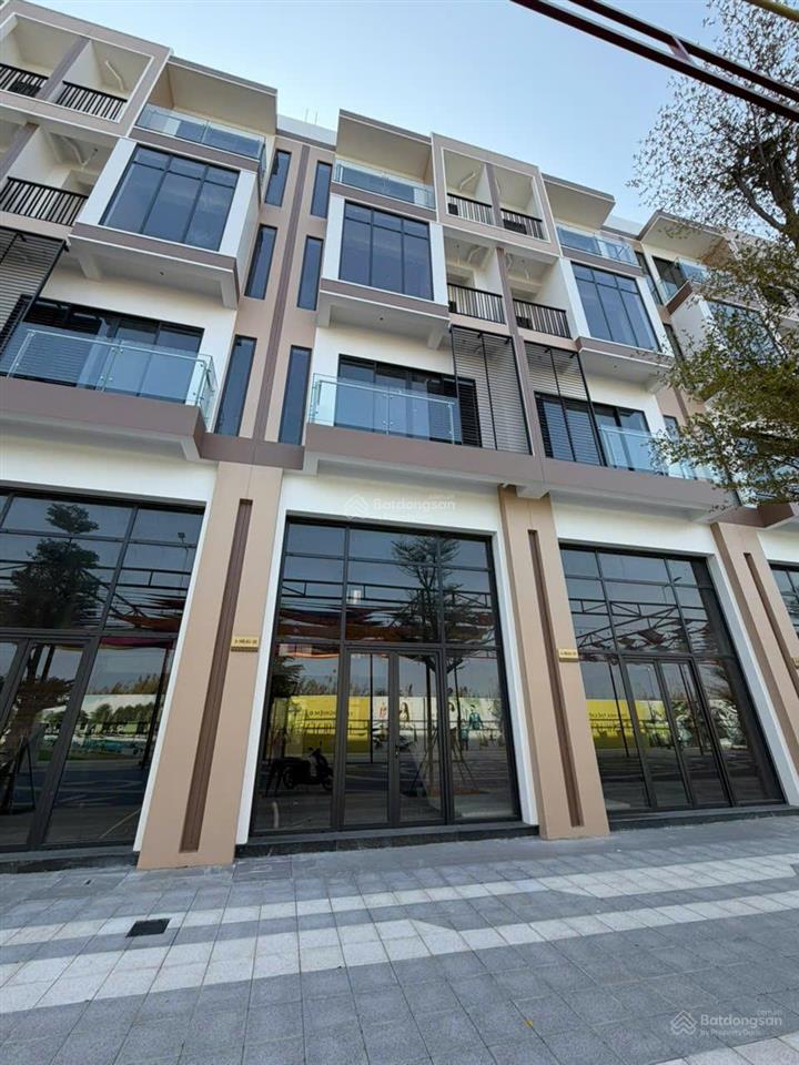 Bán shophouse phố little hongkong 120m2, 4 tầng ngay dự án t&t mặt tiền thái sơn 3