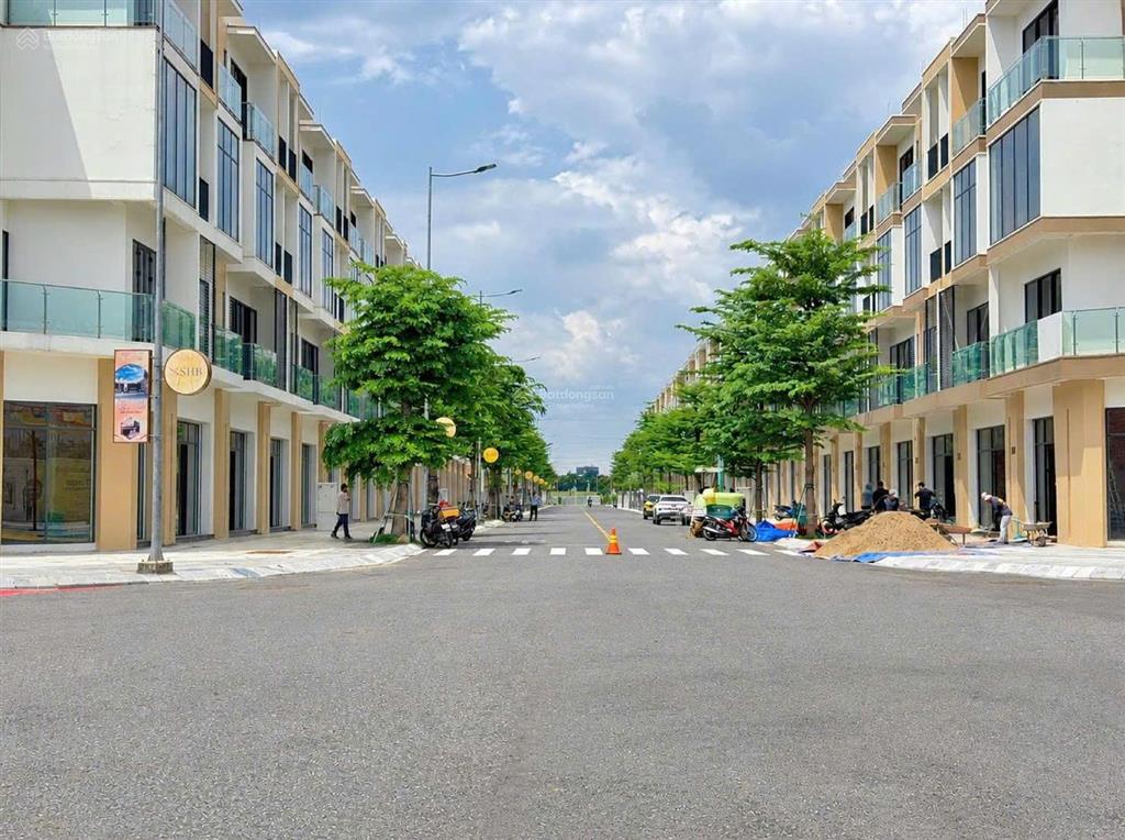 Bán shophouse phố little hongkong 120m2, 4 tầng ngay dự án t&t mặt tiền thái sơn 3