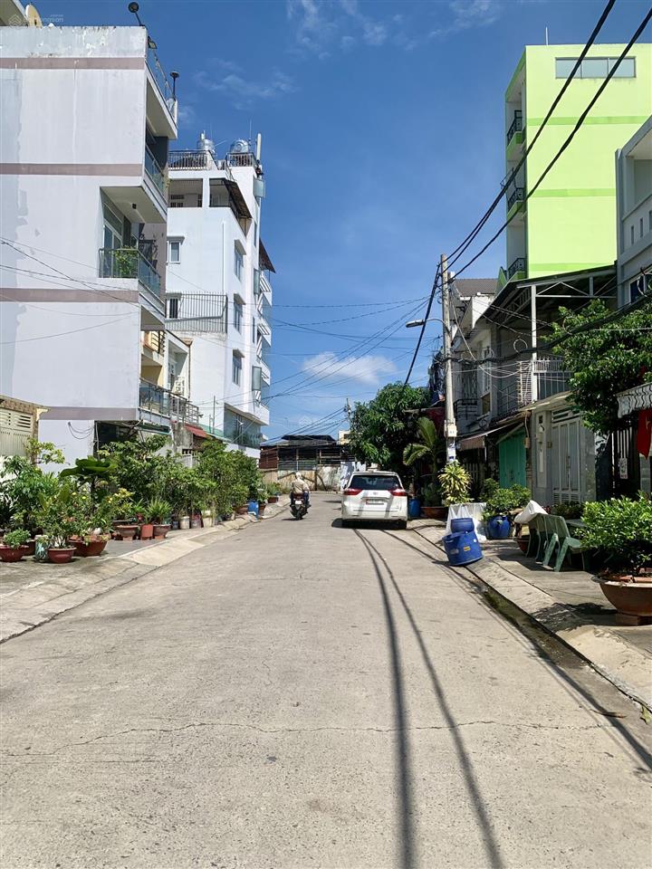 Ngon! nhà ô tô 12m gần trường tiểu học  vòng xoay an lạc  4x21m ko lgqh  giảm 300tr còn 5,7 tỷ