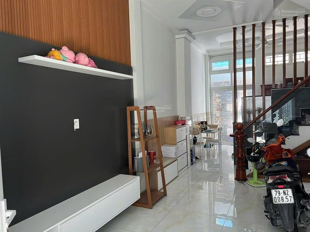 Hiếm! nhà đẹp sát mt phú định4 tầng đẹp 4pn 3wc  4.4x11.5m vuông đẹpgấp chỉ giá 5.9t xem ngay