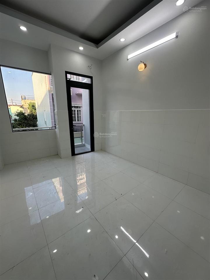 Nhà mới 4pn 3wc p15 q8  3.35x12m không lgqh  chỉ 4,3 tỷ tl xem ngay