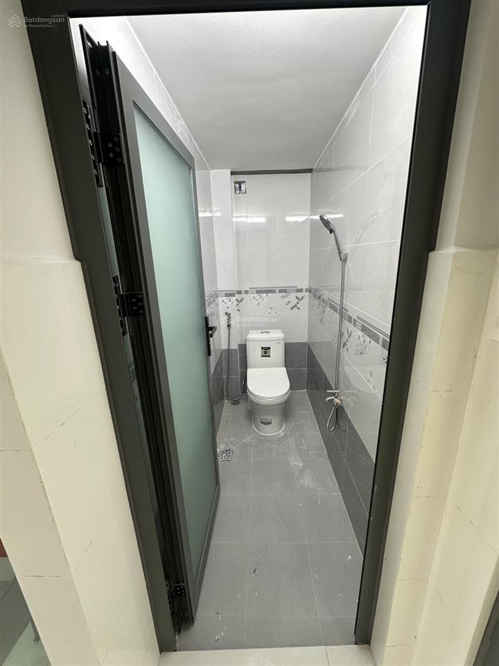 Nhà mới 4pn 3wc p15 q8  3.35x12m không lgqh  chỉ 4,3 tỷ tl xem ngay
