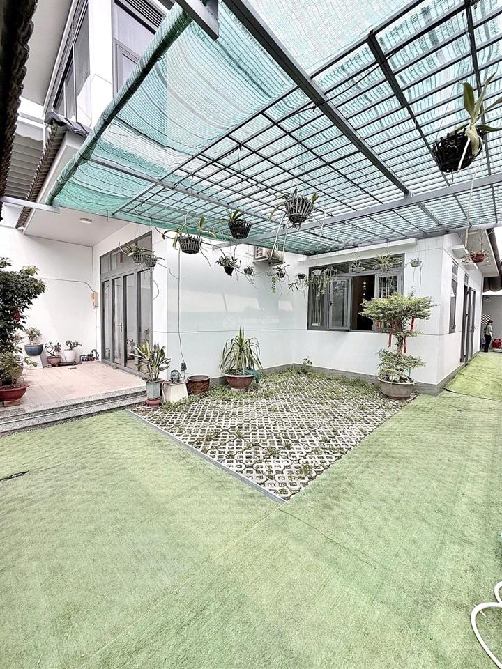 Biệt thự q8 đường 16m, 10x19 ko lgqh, vô q1 chỉ 18p! nhà mới đẹp vô ở ngay! giá chỉ 18.5tỷ còn tl