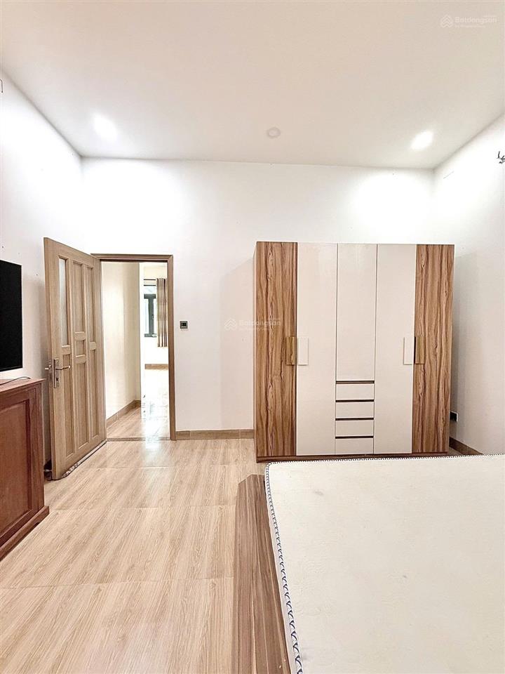 Biệt thự q8 đường 16m, 10x19 ko lgqh, vô q1 chỉ 18p! nhà mới đẹp vô ở ngay! giá chỉ 18.5tỷ còn tl