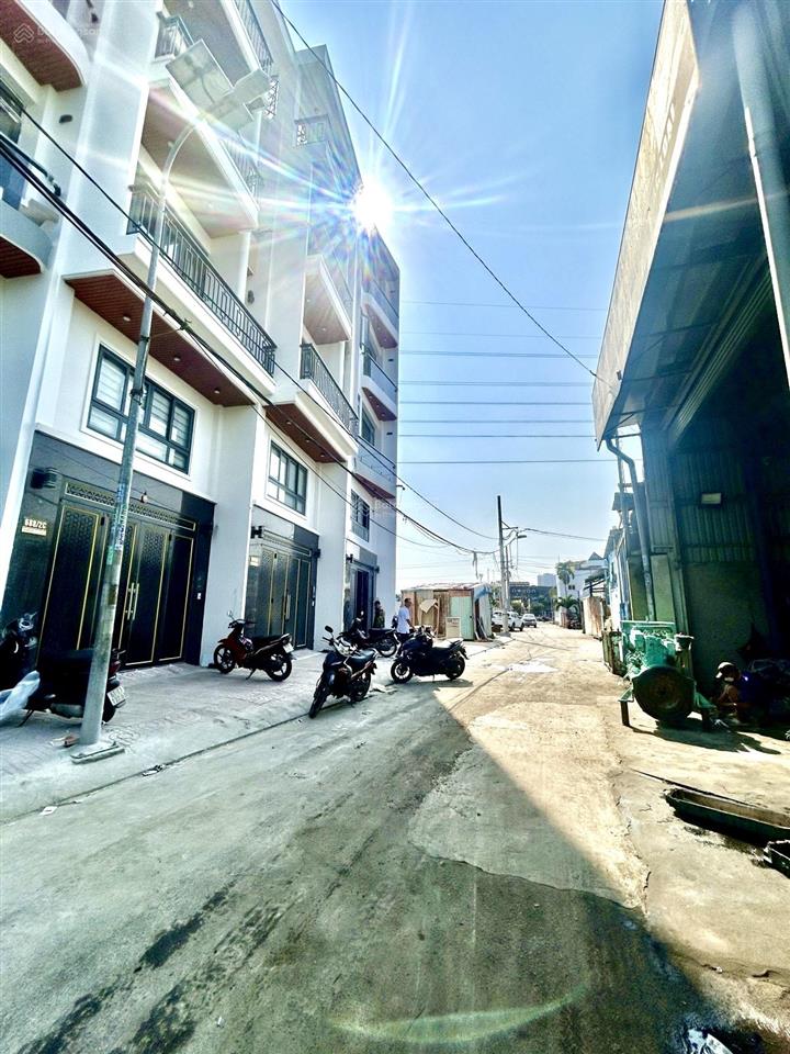 Nhà phố gara oto 5 tầng  kinh dương vương  4x13m, ko lg  5pn 5wc  full nt cực đẹp  xem ngay