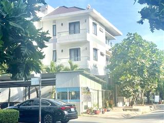 Biệt thự góc 2 mặt tiền  10x18 cực đẹp  villa mới có dòng tiền mặt bằng cafe siêu hiếm! xem ngay
